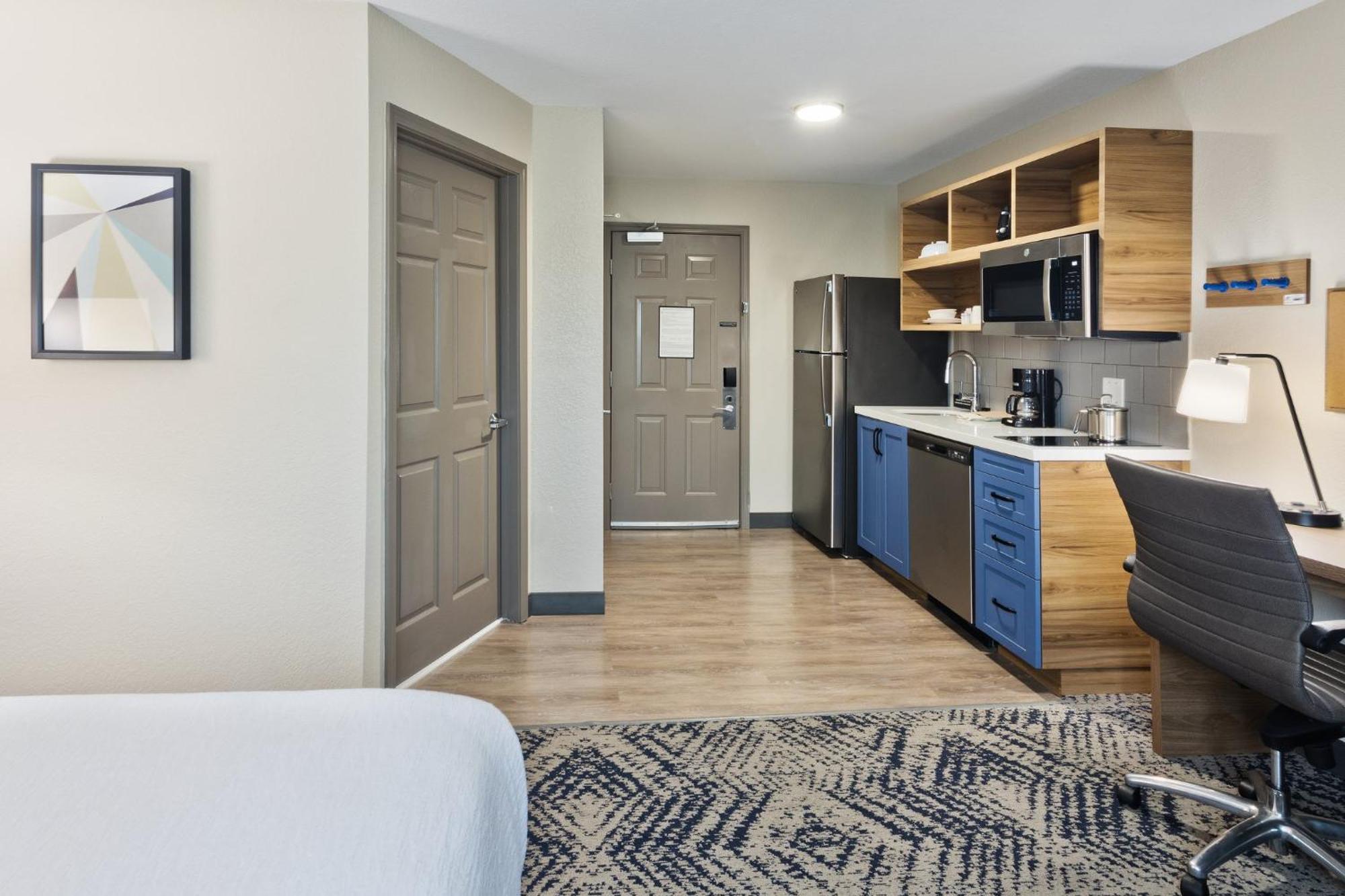 Candlewood Suites Eastchase Park By Ihg Montgomery Exteriér fotografie