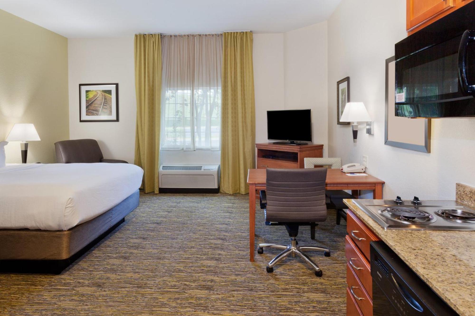 Candlewood Suites Eastchase Park By Ihg Montgomery Exteriér fotografie
